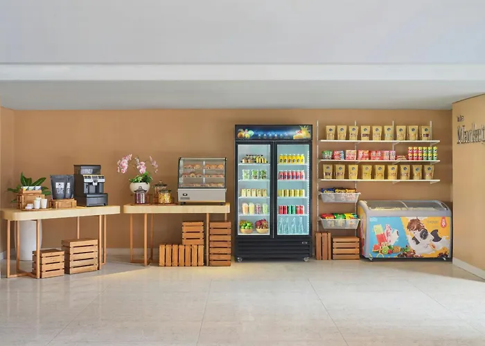 Fairfield By Marriott Bali Kuta Sunset Road